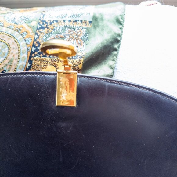 Vintage GUCCI ITALY 1970's Suede & Leather Horse-Bit Purse - Picture 4 of 9